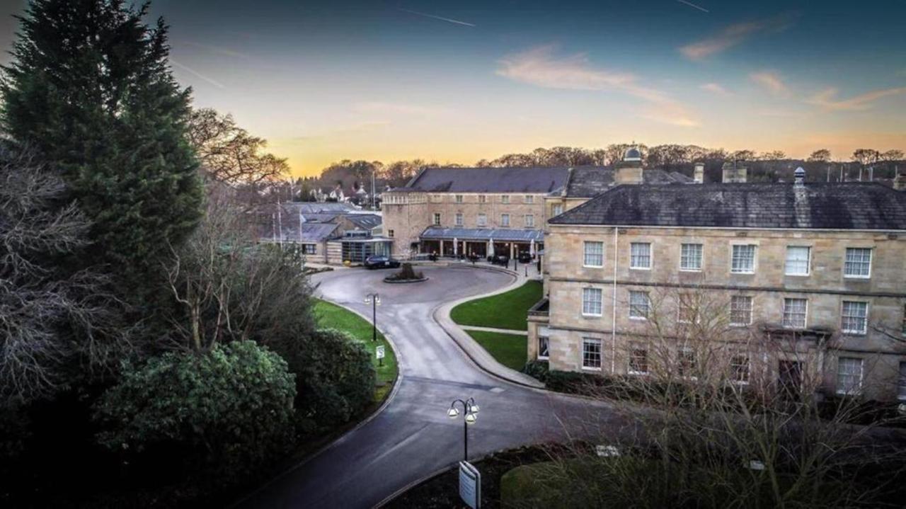 Weetwood Hall Estate Leeds  Exterior foto