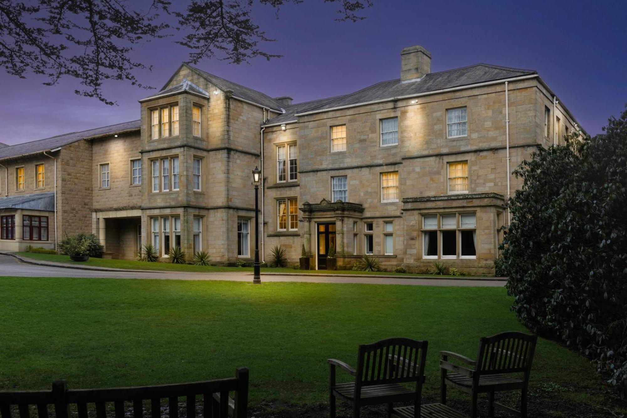Weetwood Hall Estate Leeds  Exterior foto